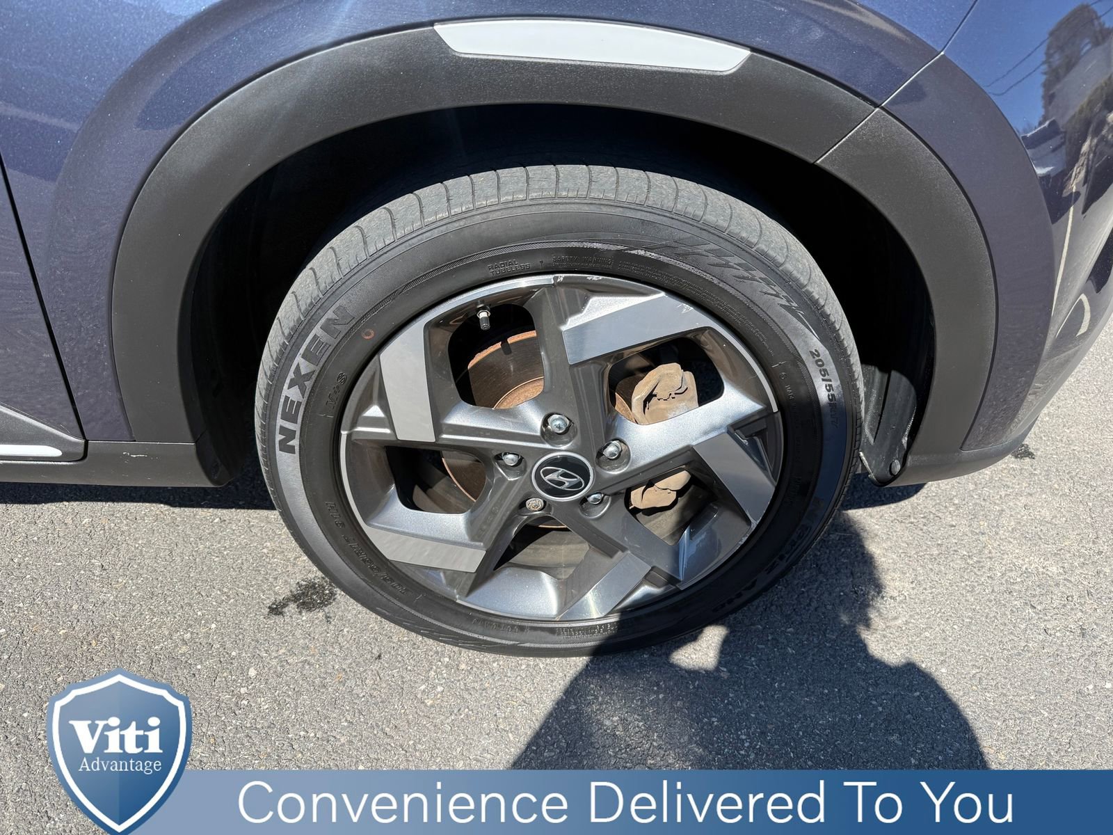 Used 2021 Hyundai Venue FWD image 15