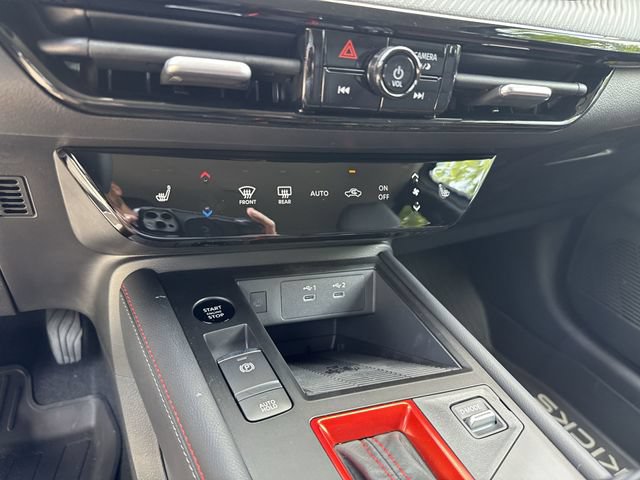 New 2026 Nissan Kicks SR FWD image 21