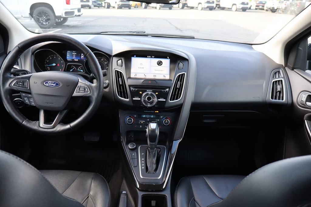 Used 2018 Ford Focus Titanium FWD image 21