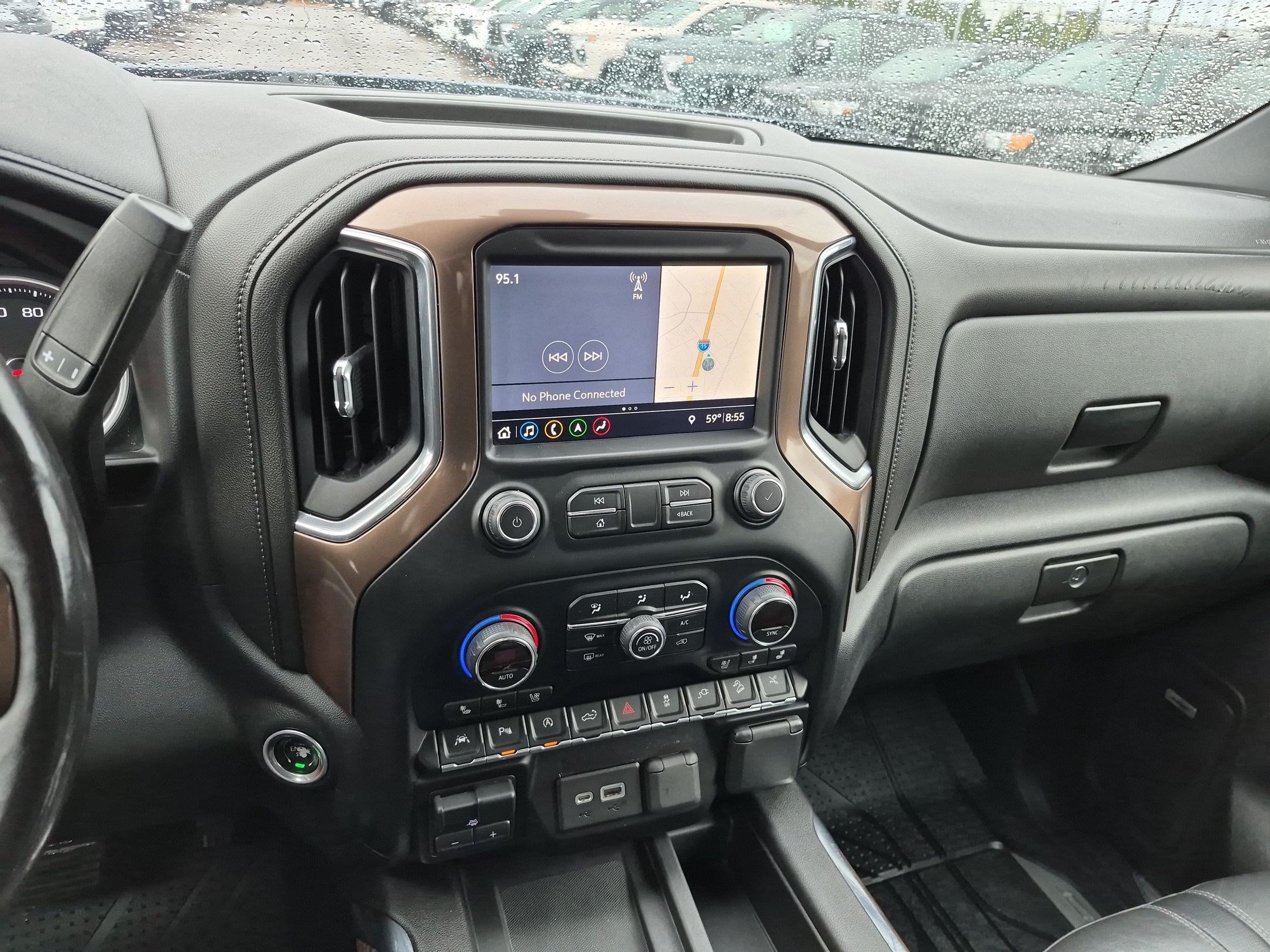Used 2019 Chevrolet Silverado 1500 High Country w/ Technology Package AWD/4WD image 26