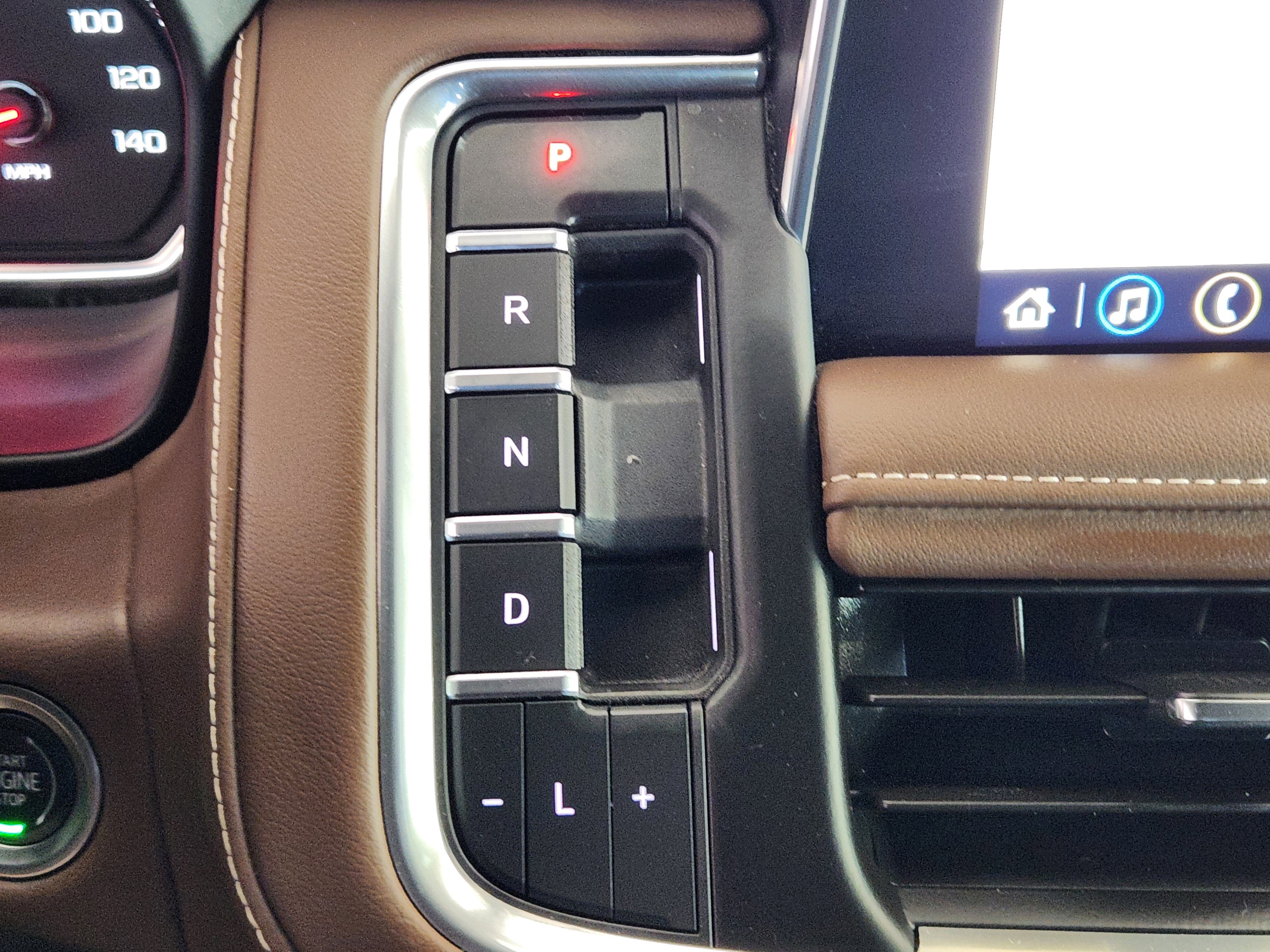 Used 2021 Chevrolet Tahoe High Country w/ Premium Package image 19