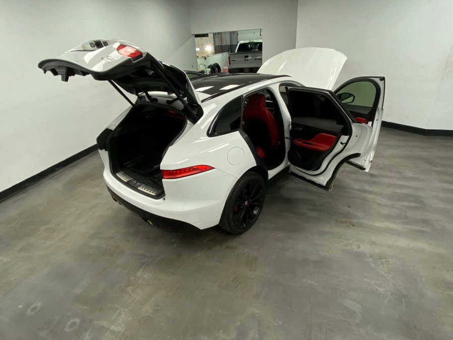 Used 2020 Jaguar F-PACE S image 52