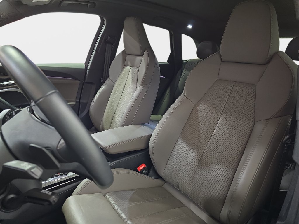 Used 2025 Audi Q5 Prestige AWD/4WD image 18