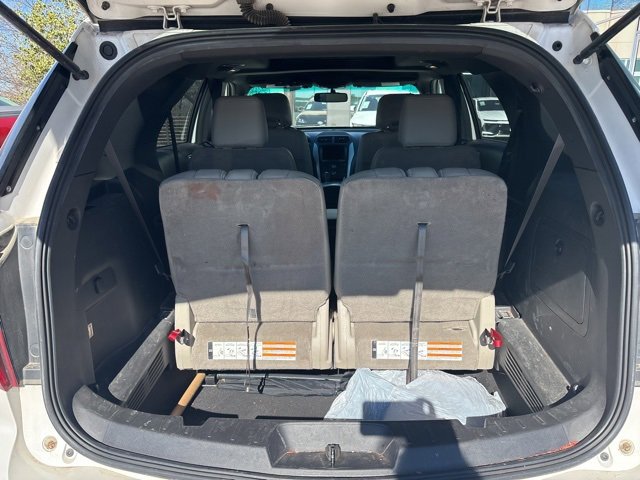 Used 2014 Ford Explorer XLT w/ Equipment Group 202A image 16