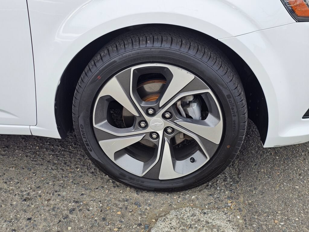 Used 2019 Chevrolet Sonic Premier FWD image 9