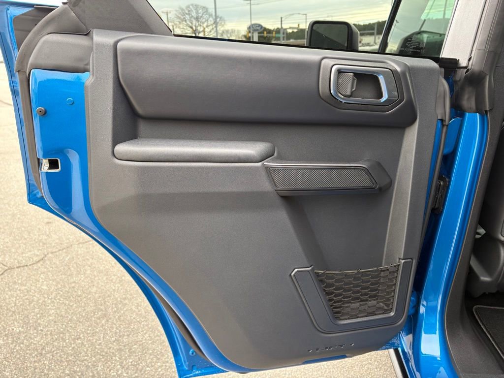 New 2025 Ford Bronco Badlands image 19