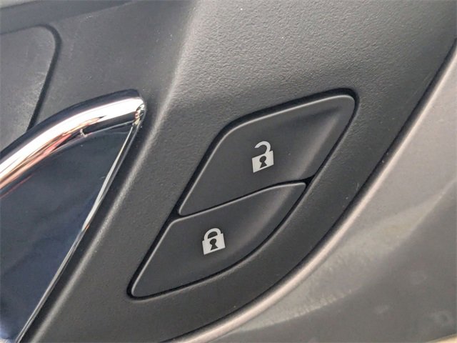 Certified 2023 Chevrolet Traverse LS image 11