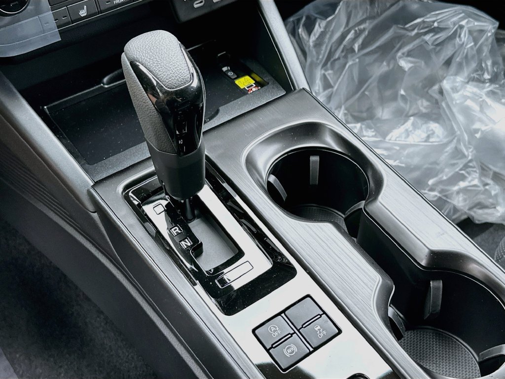 New 2026 Subaru Outback Limited AWD/4WD image 21