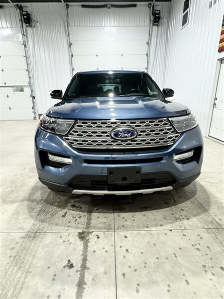 Used 2020 Ford Explorer Limited AWD/4WD image 3