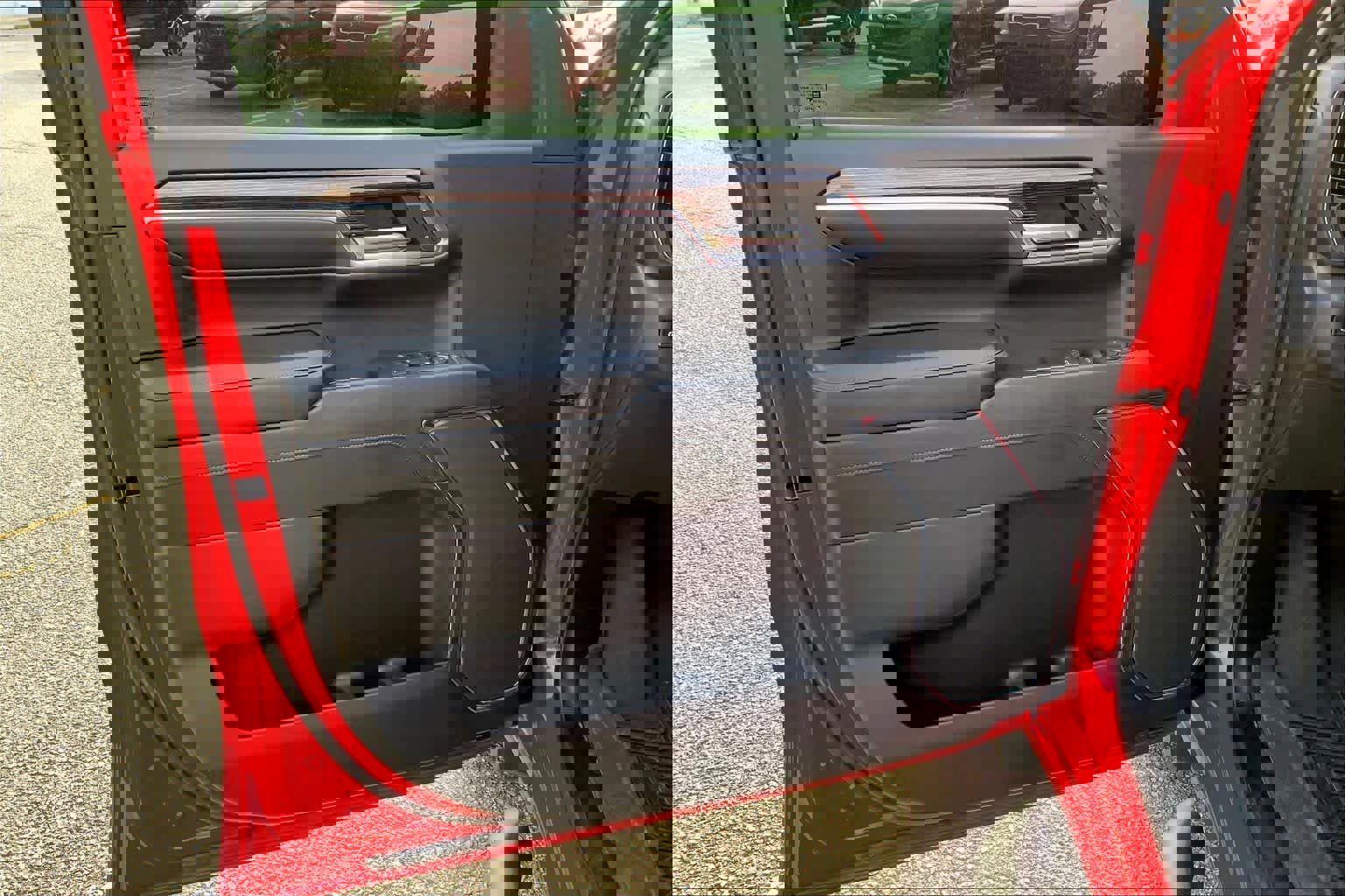 Used 2024 GMC Sierra 1500 Elevation image 21