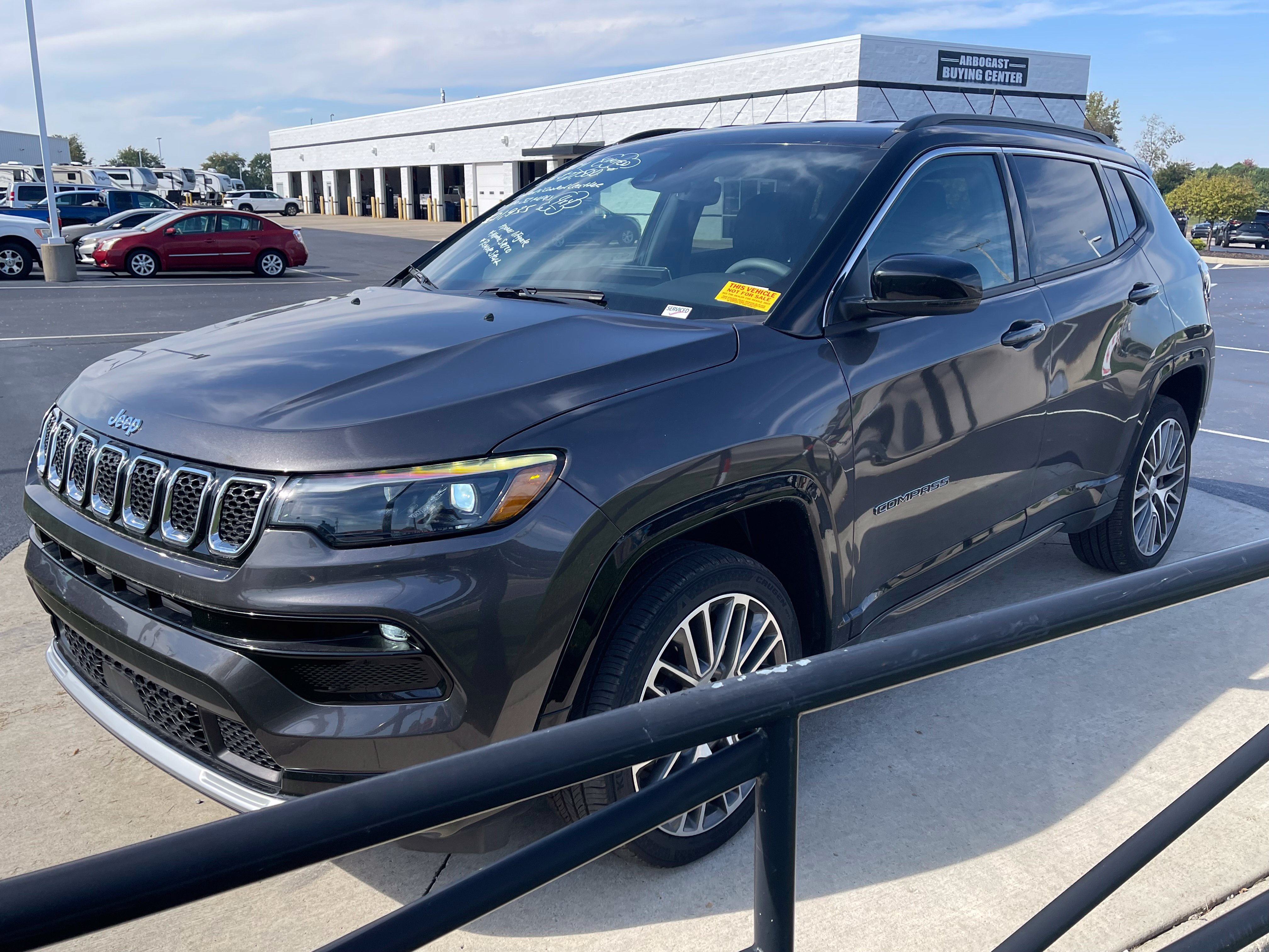 Used 2024 Jeep Compass Limited w/ Elite Group AWD/4WD image 4