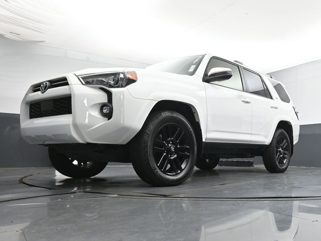 Used 2024 Toyota 4Runner SR5 image 34