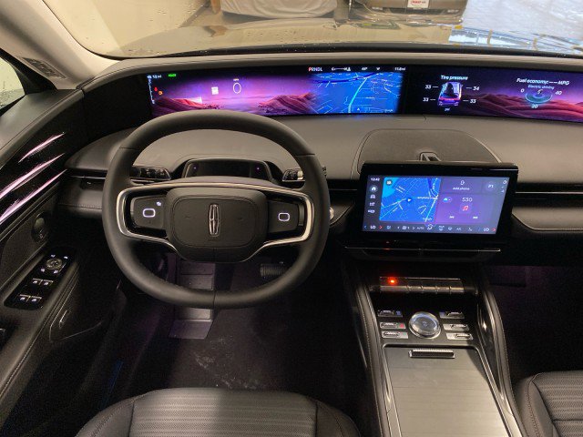 New 2026 Lincoln Nautilus Reserve w/ Jet Appearance Package image 11