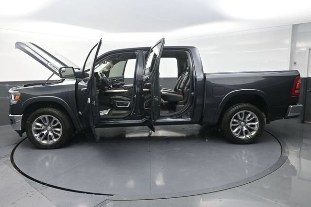 Used 2019 RAM 1500 Laramie AWD/4WD image 33