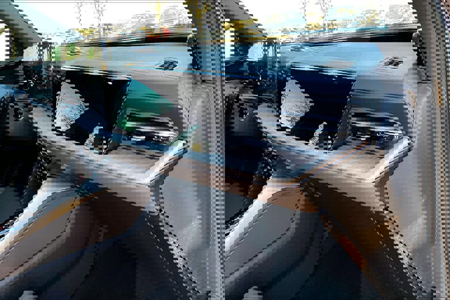 Certified 2025 Audi Q5 Premium Plus w/ Premium Plus image 18