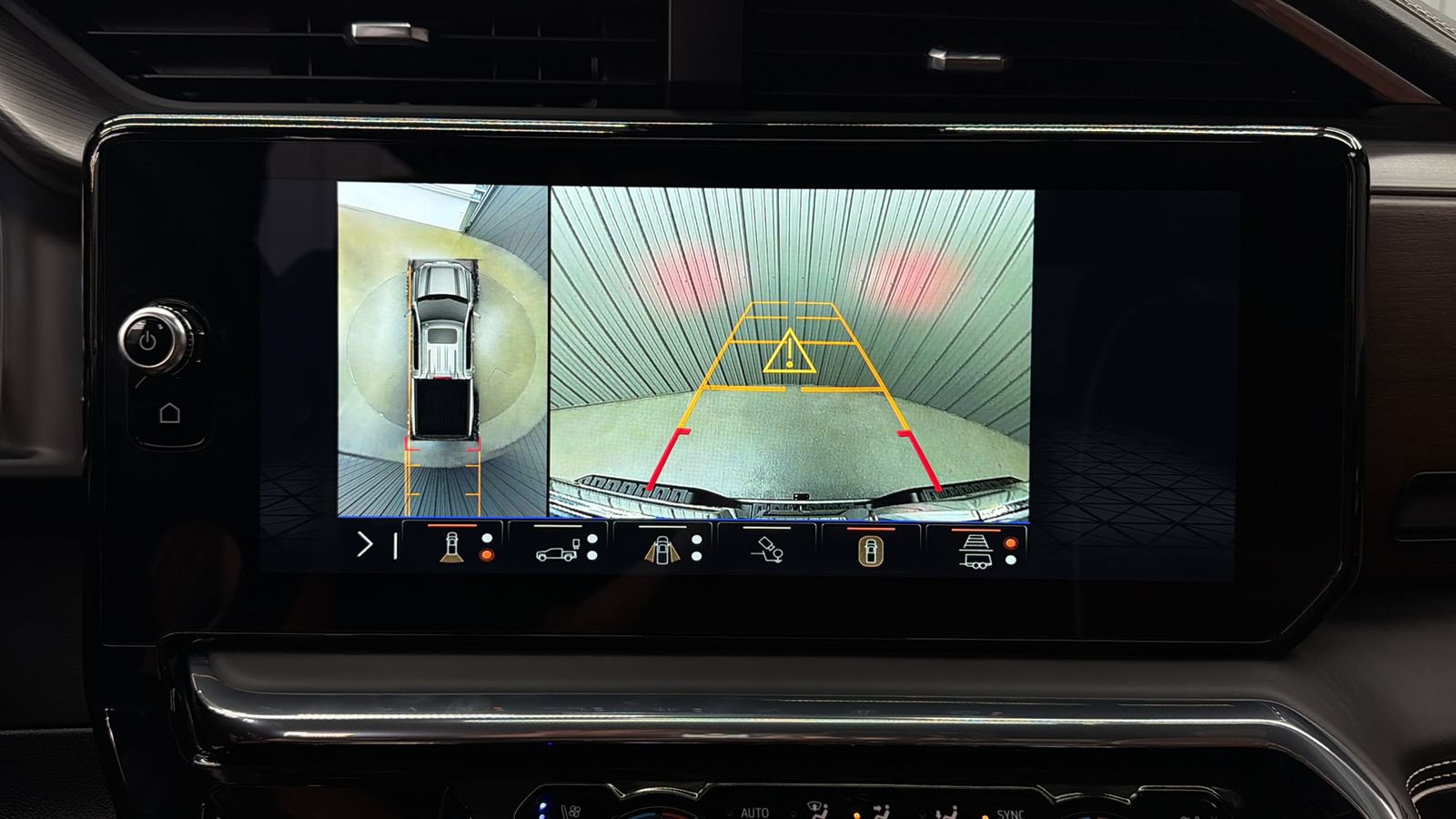 Used 2026 GMC Sierra 1500 Denali Ultimate AWD/4WD image 32