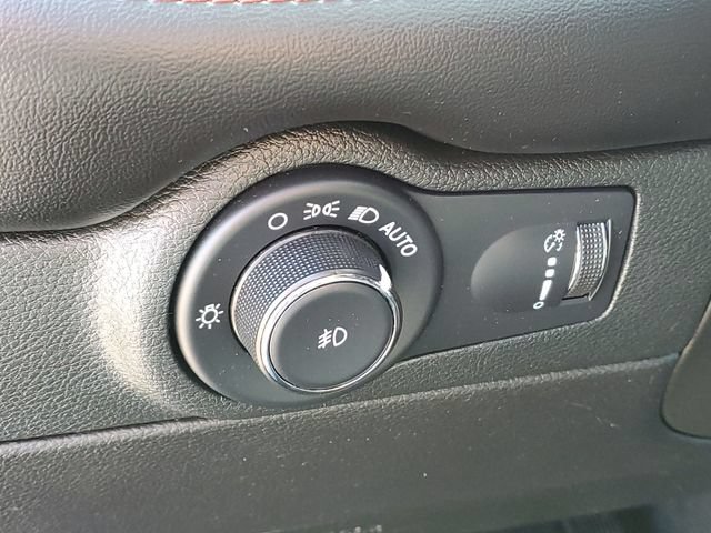 Used 2023 Dodge Durango GT AWD/4WD image 11