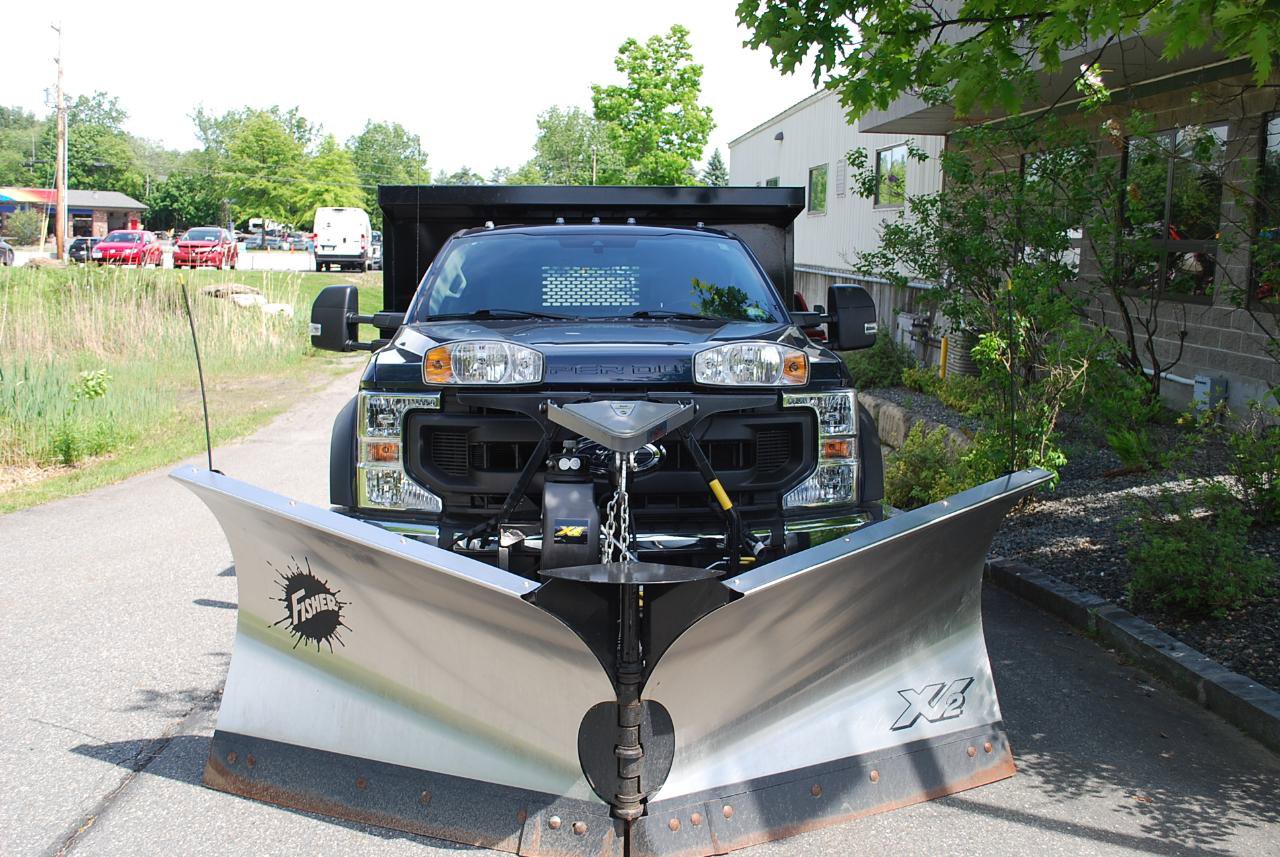 Used 2020 Ford F550 4x4 Regular Cab Super Duty image 2