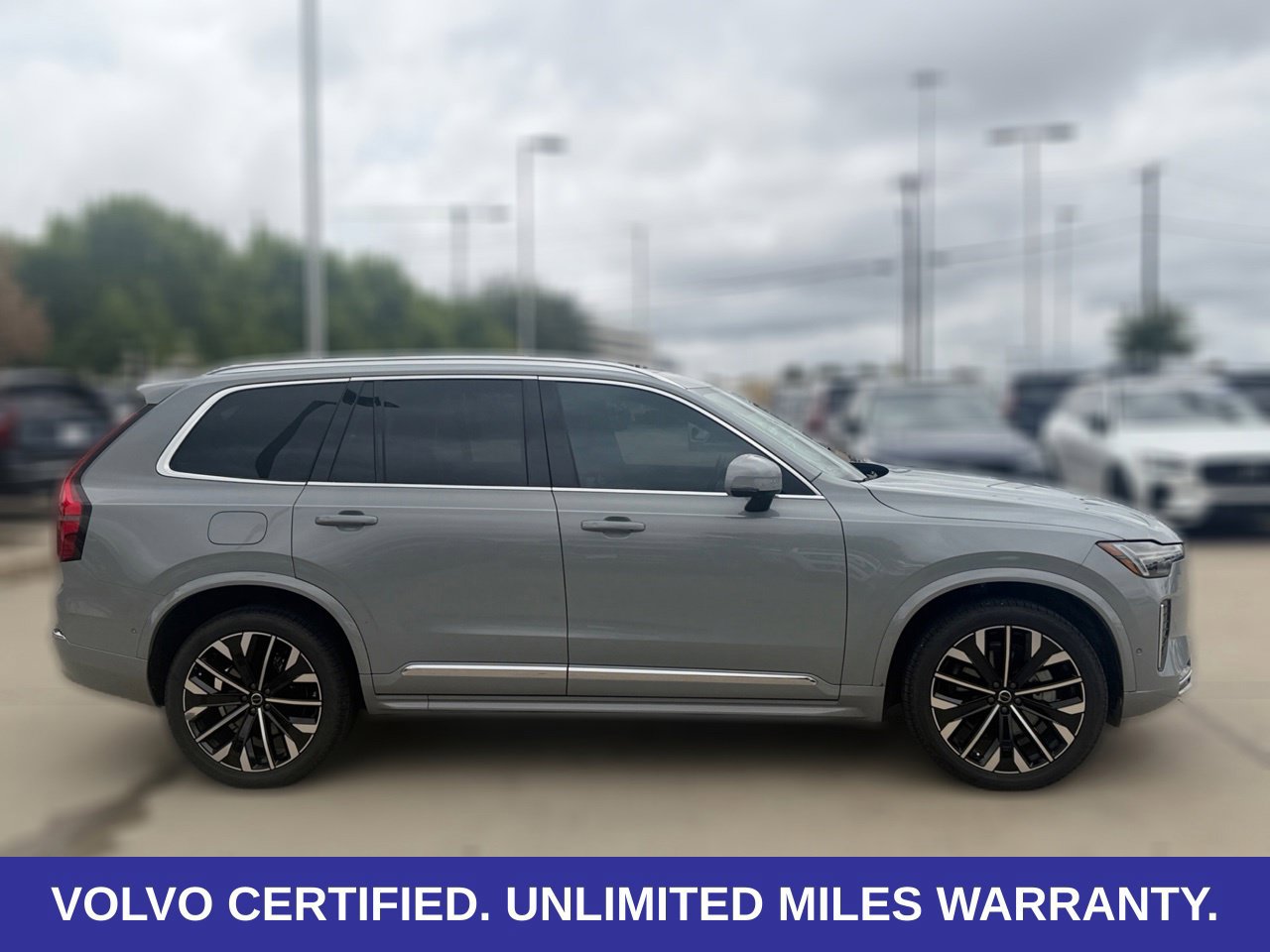 Certified 2026 Volvo XC90 B6 Plus AWD/4WD image 8