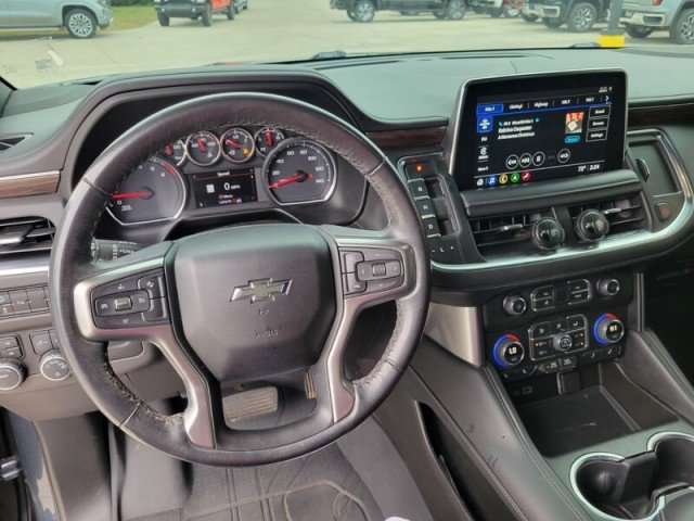 Used 2021 Chevrolet Tahoe Z71 w/ Rear Media and Nav Package AWD/4WD image 16