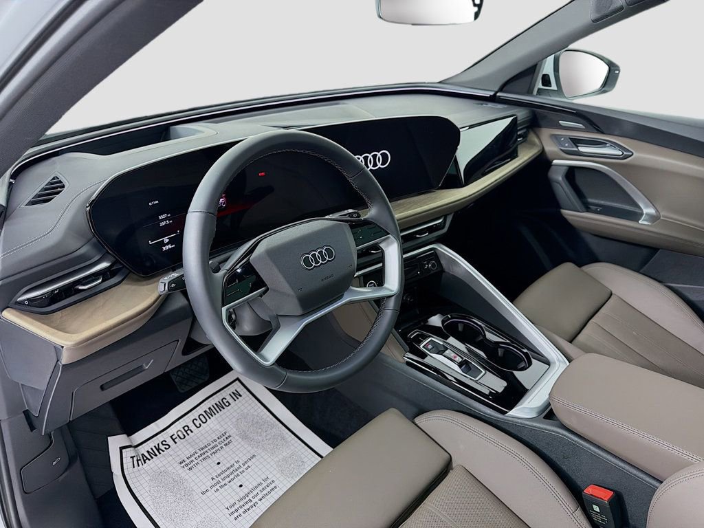 Used 2025 Audi Q5 Premium Plus w/ Premium Plus AWD/4WD image 9