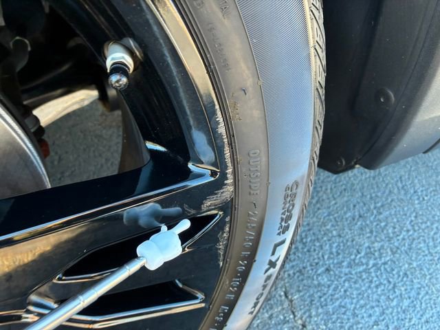 Used 2022 Honda Pilot Black Edition image 39