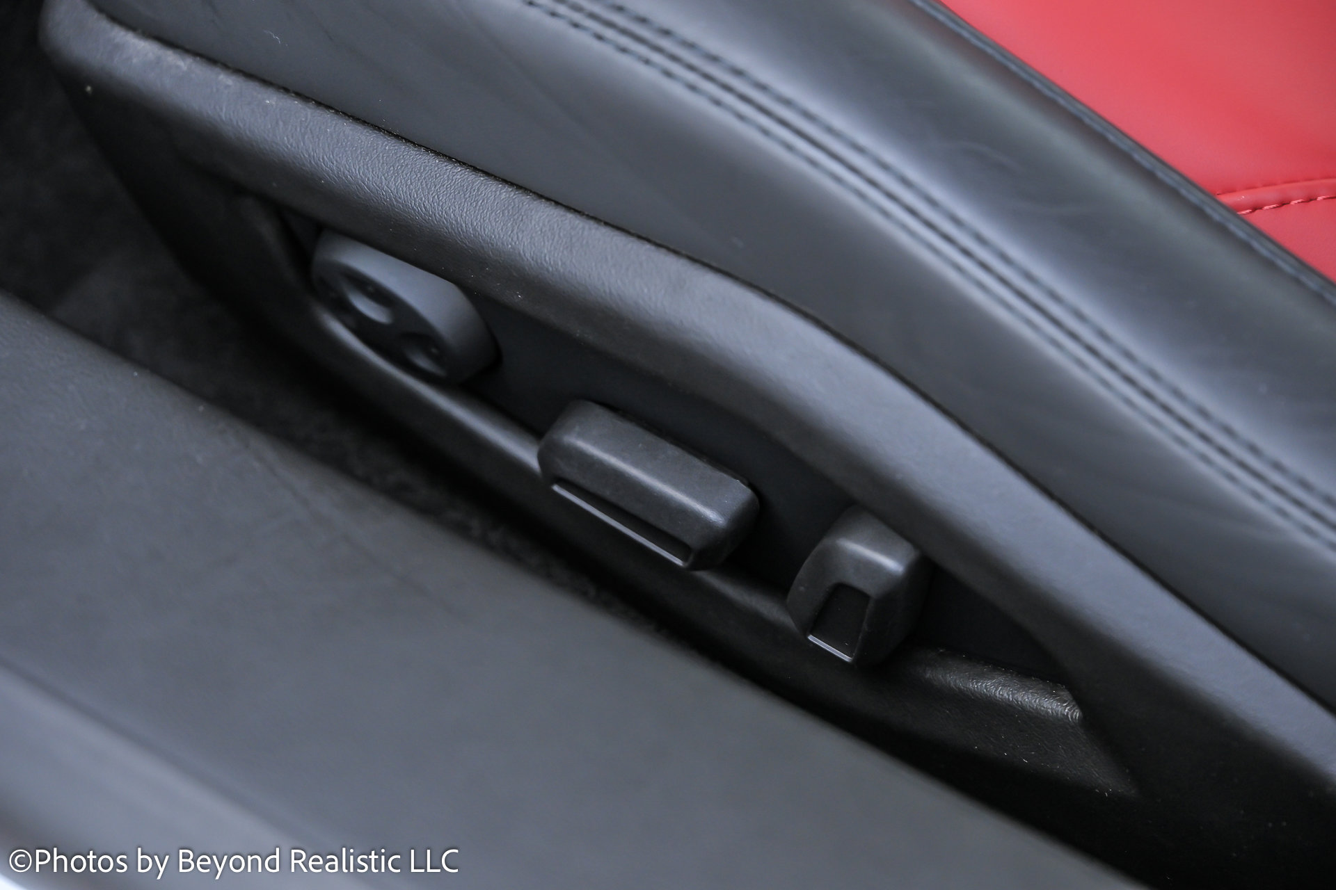 Used 2024 Lamborghini Huracan EVO image 28