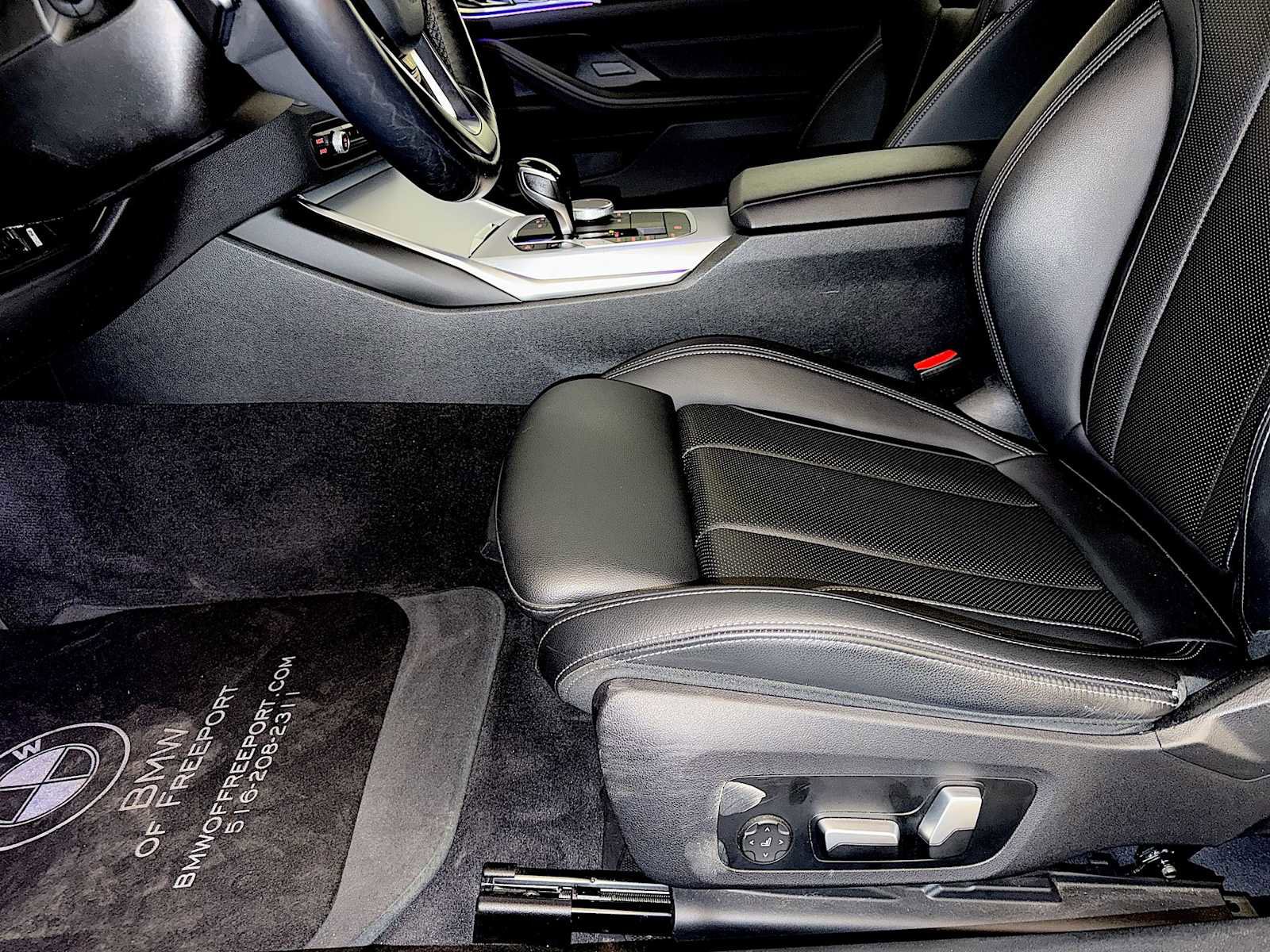 Certified 2023 BMW 430i xDrive Coupe w/ Premium Package image 10