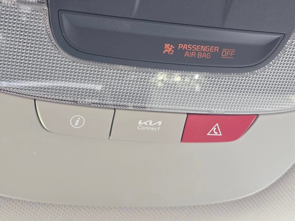 Certified 2023 Kia Sorento S FWD image 23