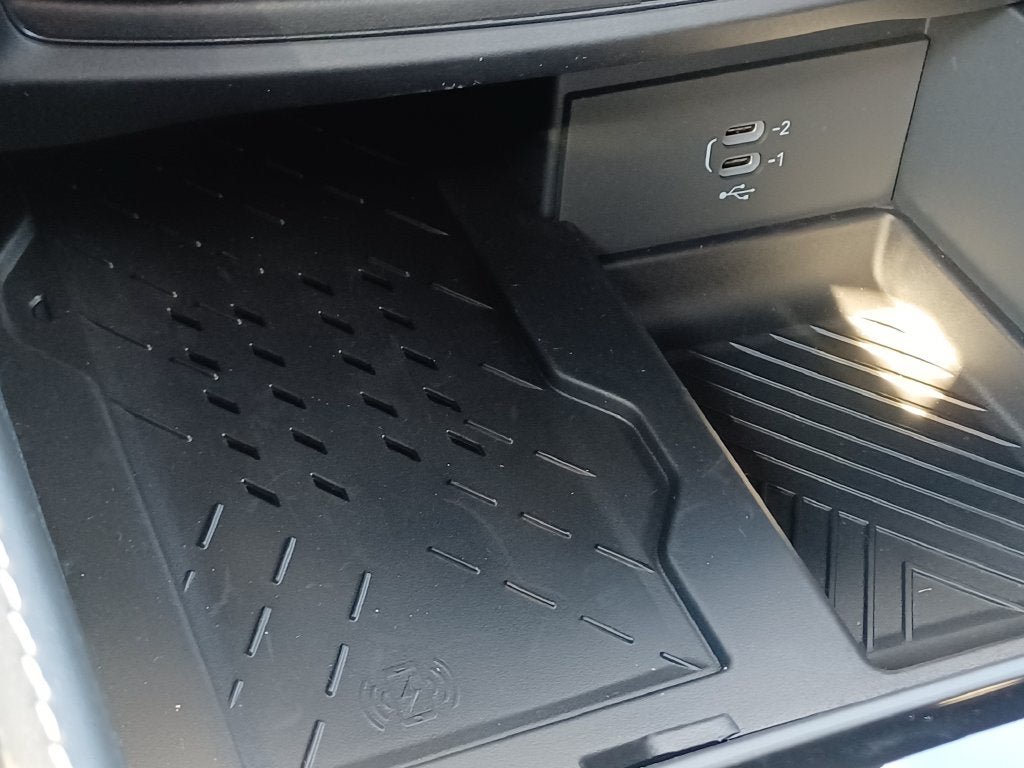 New 2027 Chrysler Pacifica Limited AWD/4WD image 21