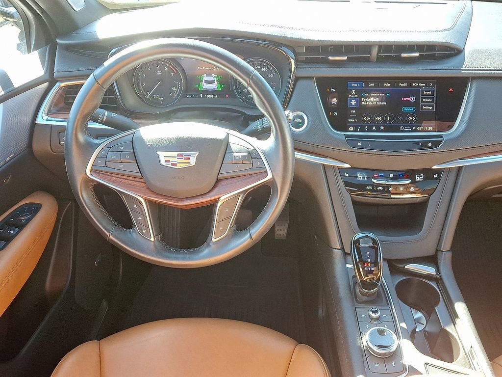 Certified 2025 Cadillac XT5 Premium Luxury w/ Technology Package image 12