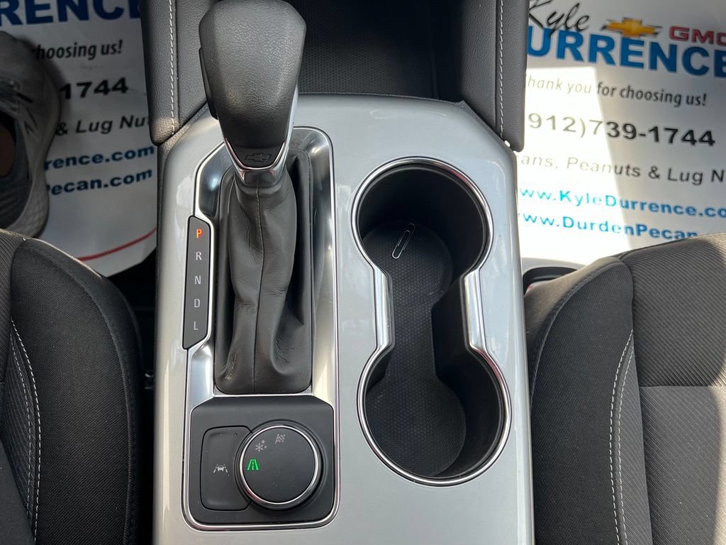 Used 2025 Chevrolet Blazer LT FWD image 19