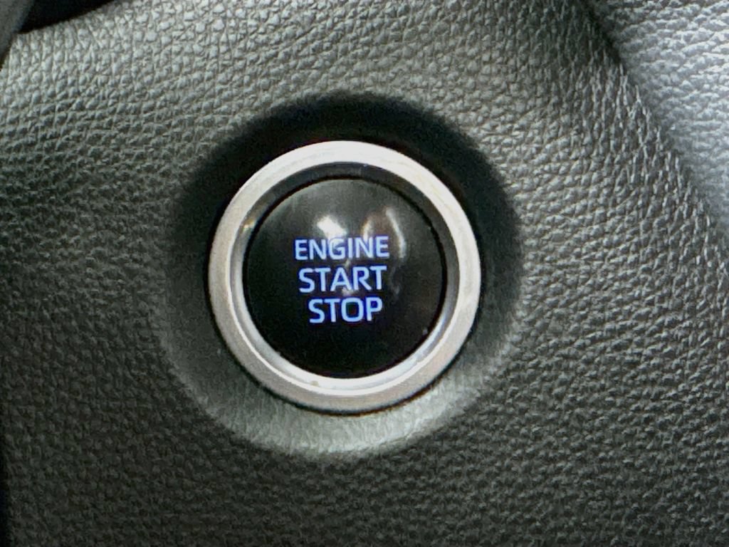 Used 2022 Toyota Corolla XSE w/ Carpet Mat Package (TMS) FWD image 25