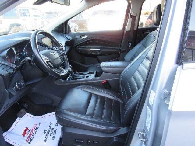 Used 2018 Ford Escape Titanium image 9