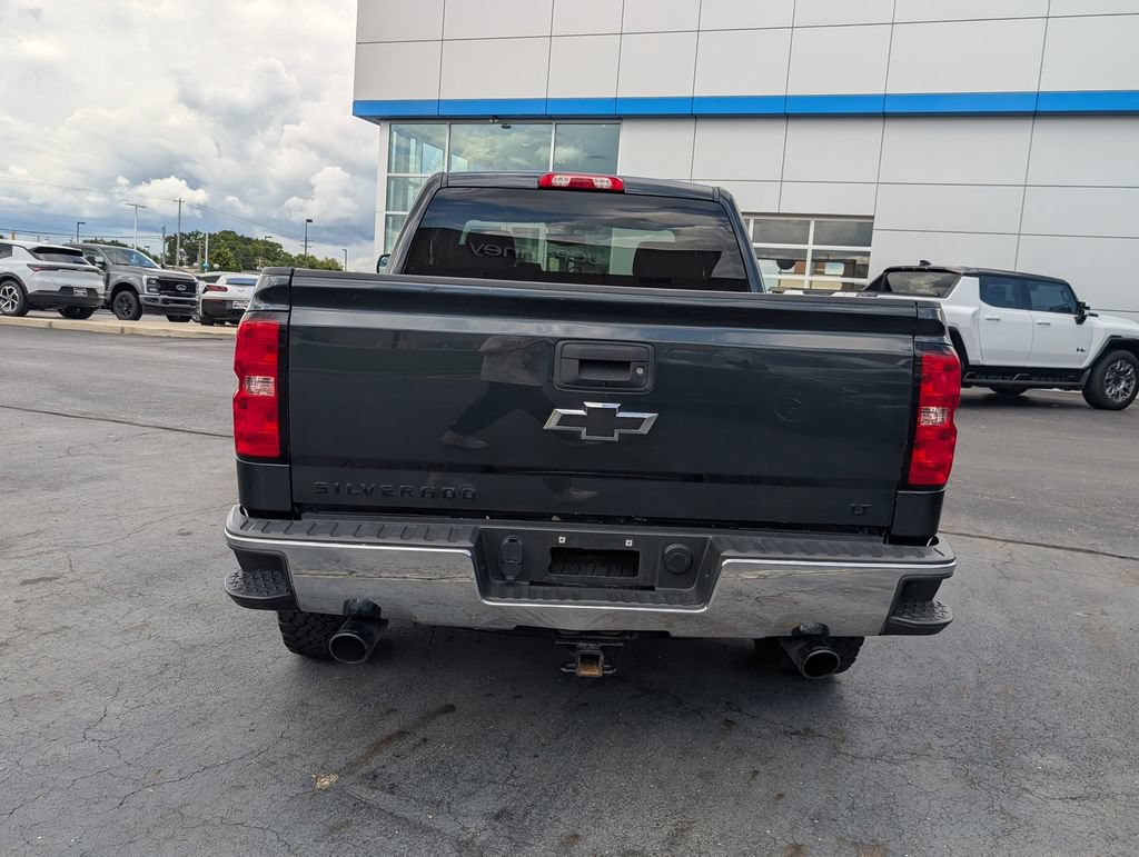 Used 2018 Chevrolet Silverado 1500 LT AWD/4WD image 6