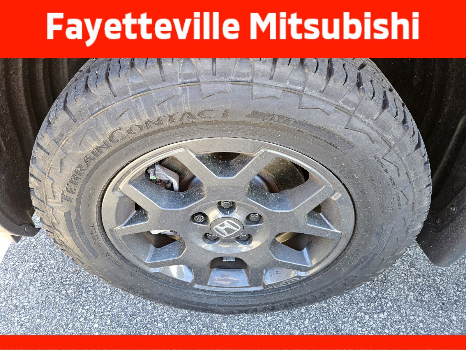 Used 2025 Honda Pilot TrailSport image 10