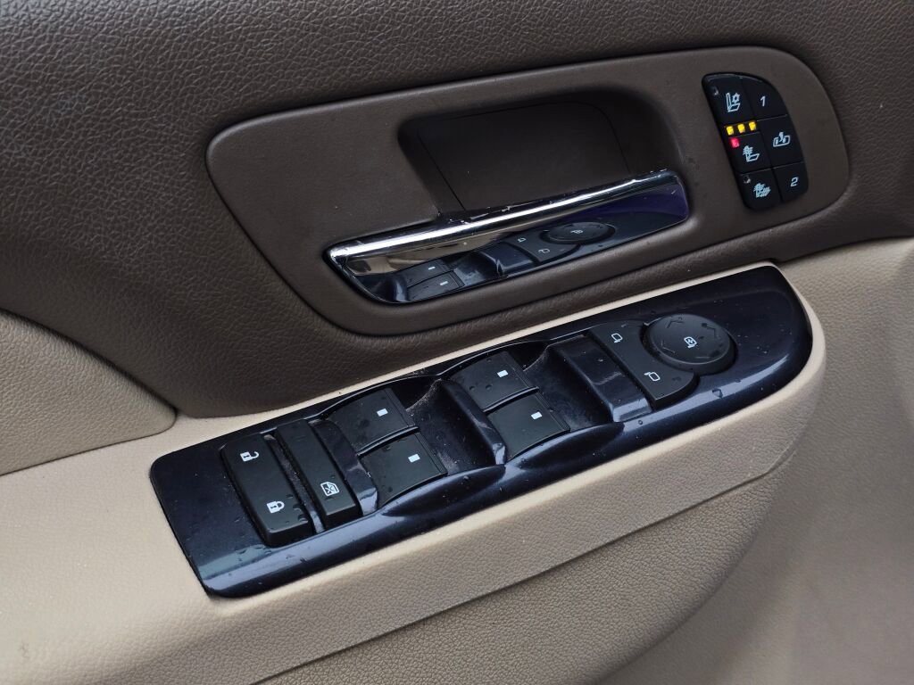 Used 2013 Chevrolet Silverado 1500 LTZ w/ Max Trailering Pack image 27