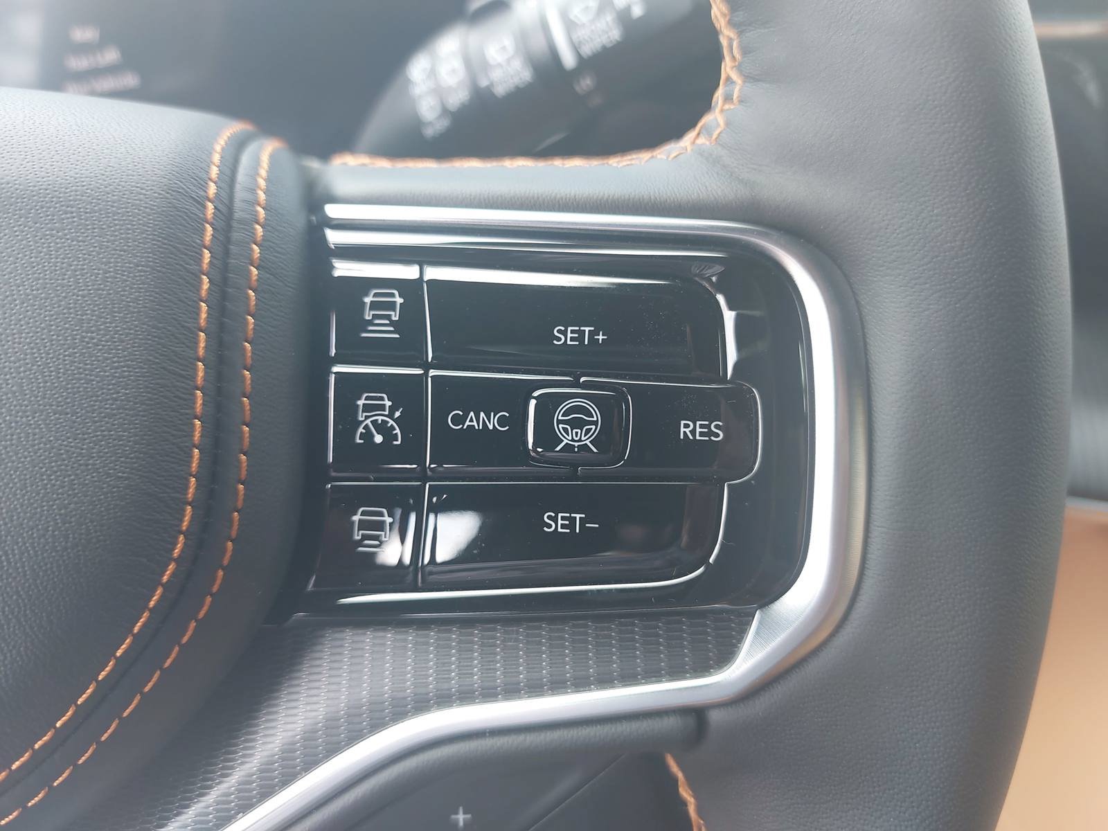 New 2026 Jeep Grand Wagoneer L Summit AWD/4WD image 20