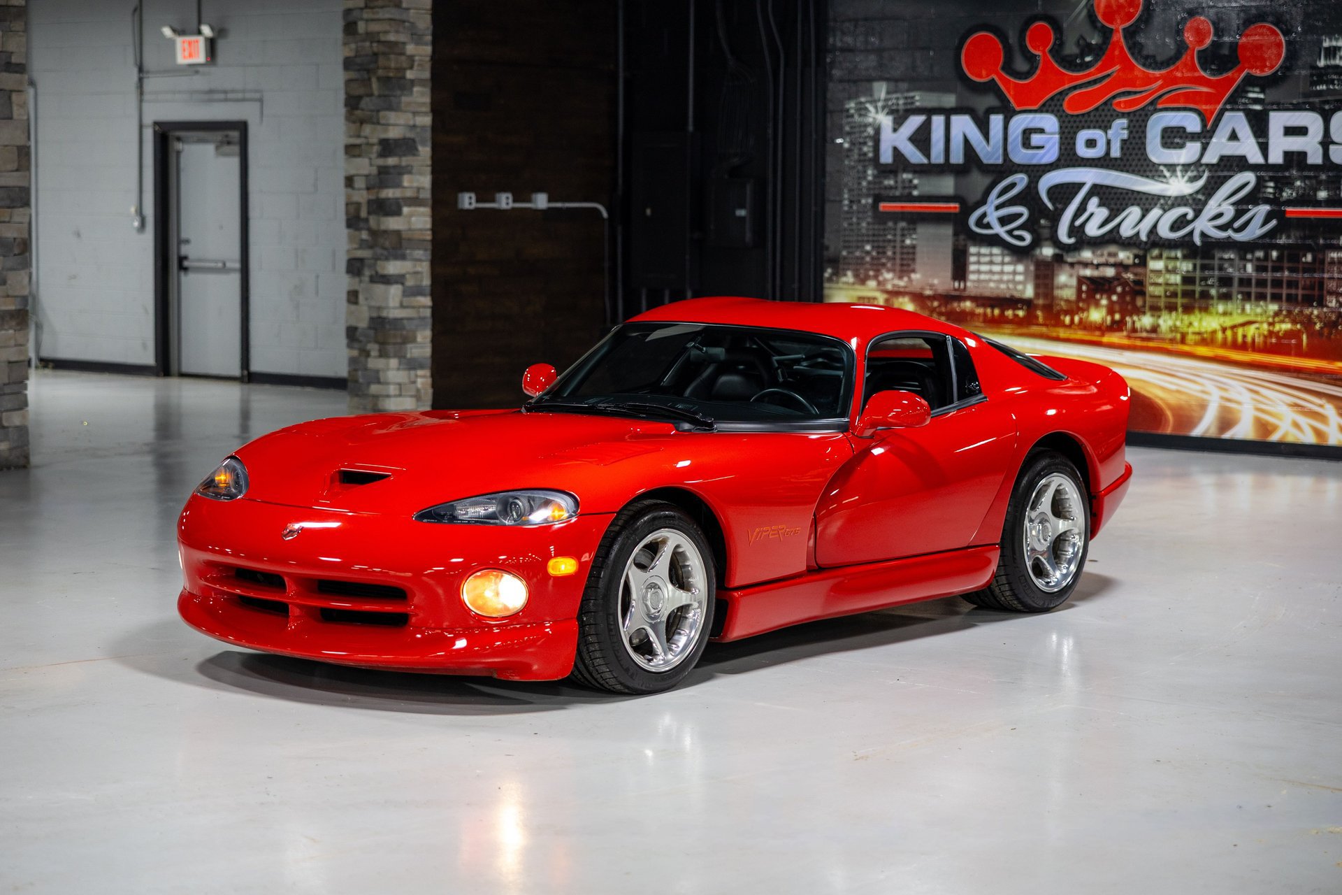 Used 1997 Dodge Viper GTS RWD image 11