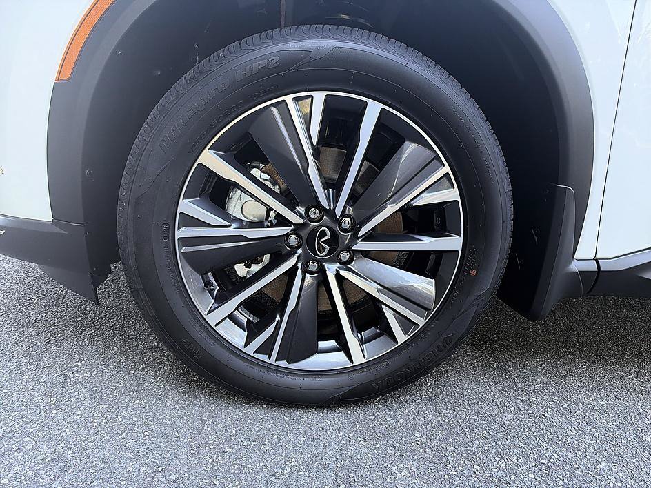 New 2027 INFINITI QX60 Luxe AWD/4WD image 8