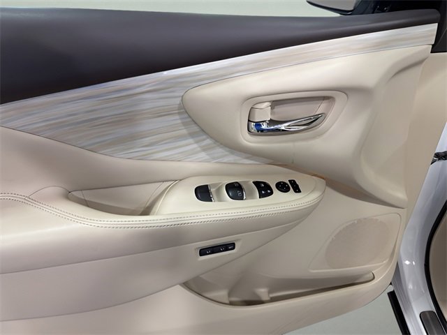 Used 2016 Nissan Murano Platinum w/ Platinum Technology Package image 9