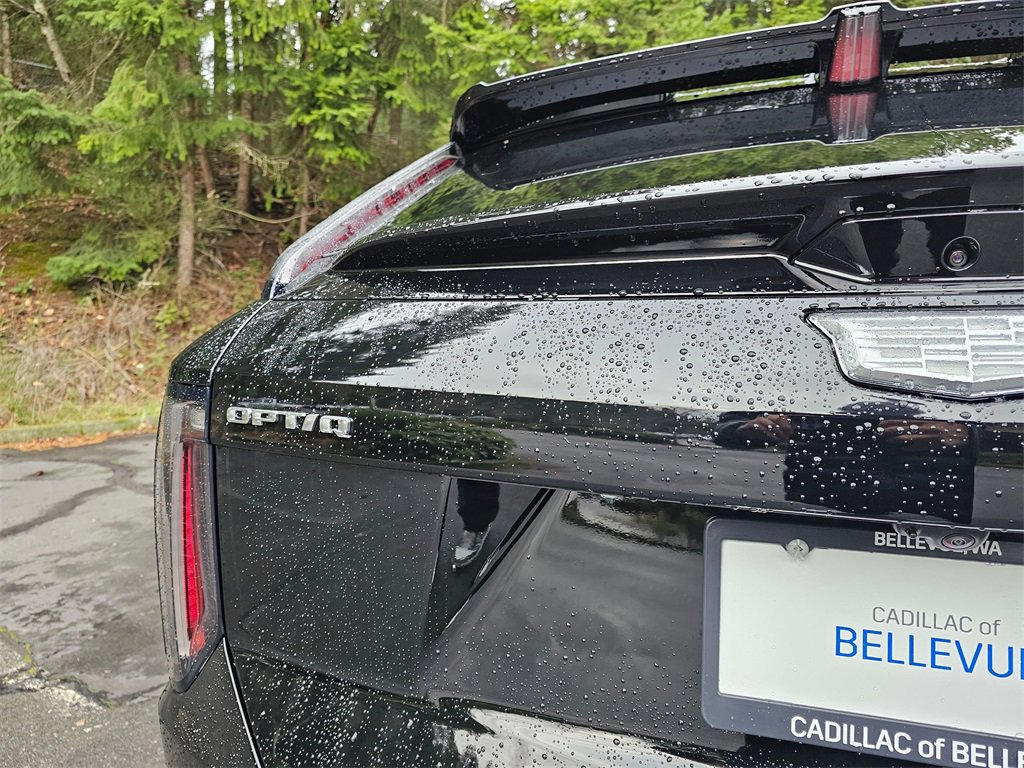 New 2026 Cadillac Optiq Sport 2 image 16