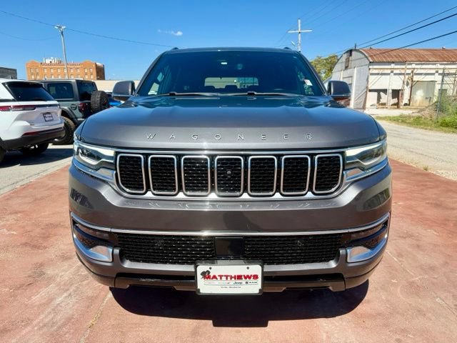 Used 2022 Jeep Wagoneer Series I w/ Convenience Group I AWD/4WD image 2