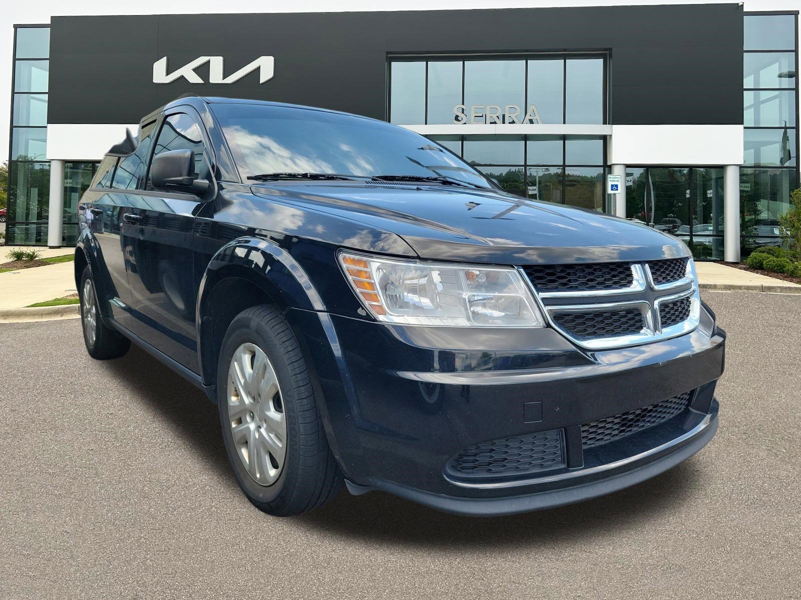 Used 2017 Dodge Journey SE w/ Comfort/Convenience Group AWD/4WD image 1