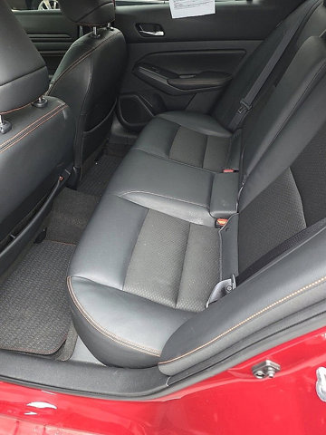 Used 2021 Nissan Altima 2.5 SR w/ SR Premium Package image 10