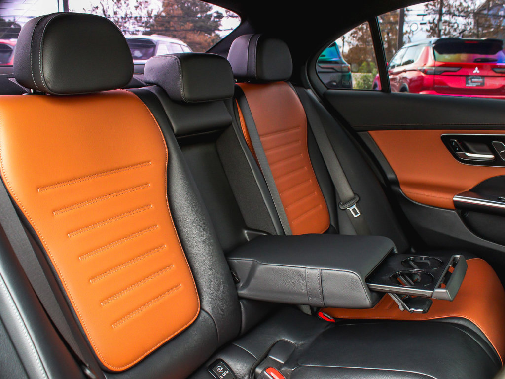 Used 2023 Mercedes-Benz C 43 AMG 4MATIC Sedan image 38