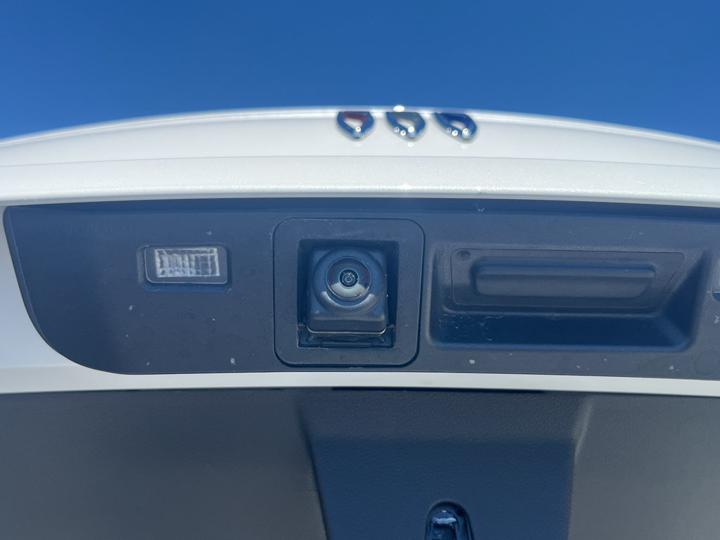 Used 2025 Buick Envista Avenir FWD image 30