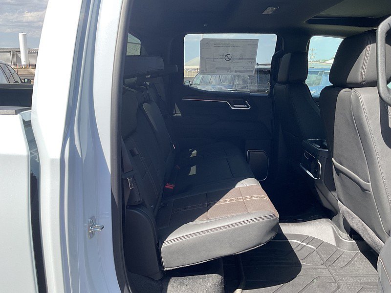 New 2026 Chevrolet Silverado 1500 High Country w/ High Country Premium Package AWD/4WD image 17