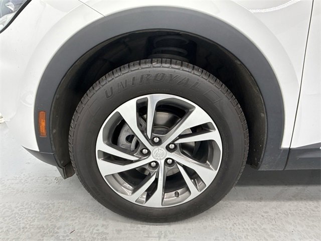 Used 2021 Buick Envision Essence image 10