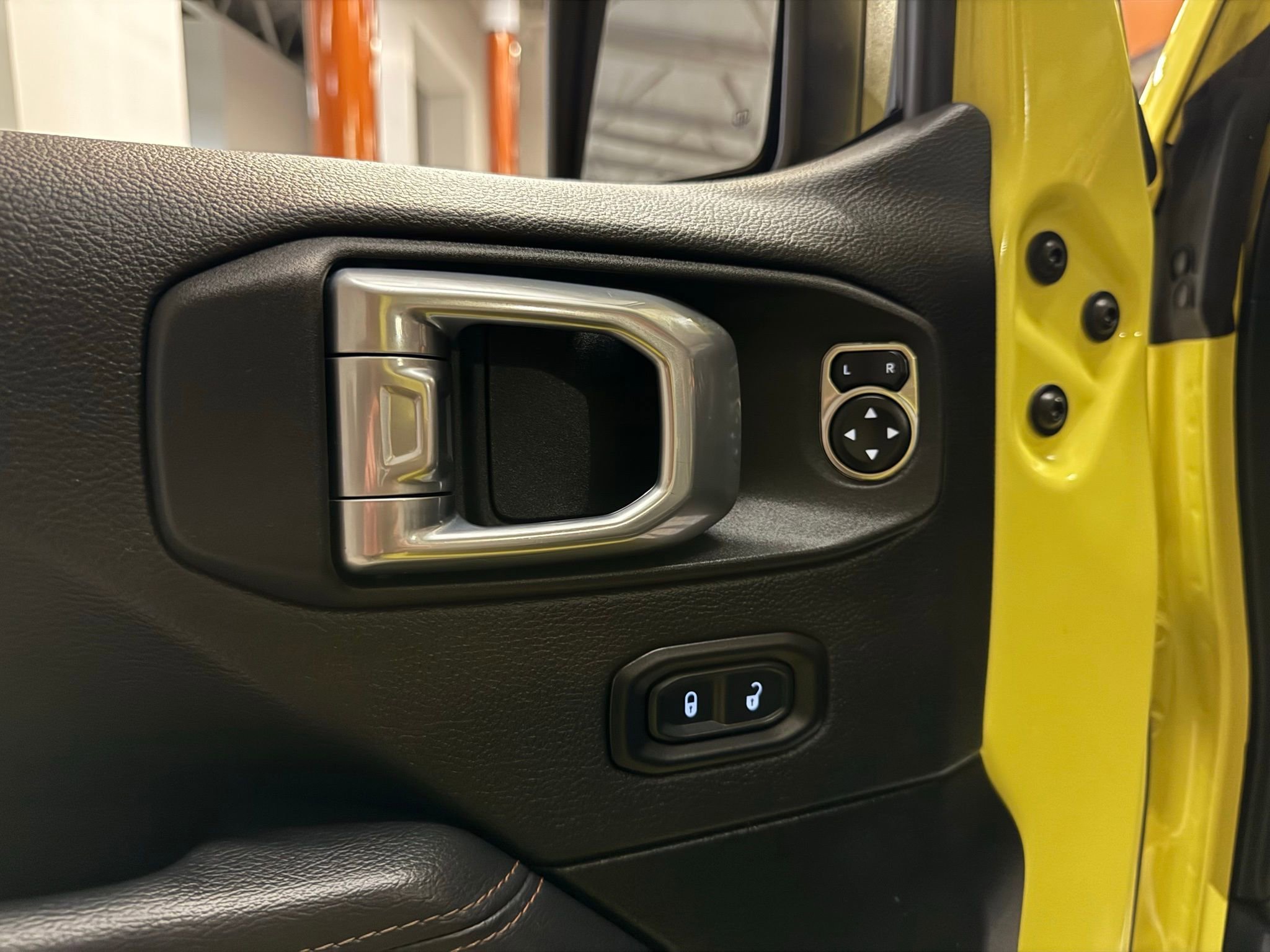 Used 2022 Jeep Wrangler Unlimited Rubicon w/ Trailer Tow Package image 33